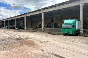 комерційна за адресою Володимира Сікевича вул., 1