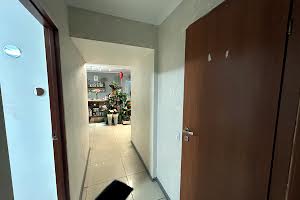 комерційна за адресою Пластова, 4