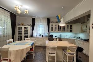 дом по адресу Киевская ул.