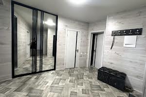 квартира за адресою Залізнична вул., 8
