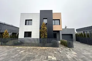 дом по адресу с. Вишенки, Золочівська, 8