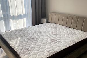квартира за адресою Бориса Тлехаса вул., 19