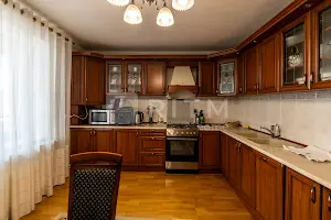квартира за адресою Джохара Дудаєва вул., 5