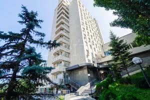 коммерческая по адресу Николая Михновского бульв. (Дружбы Народов), 38