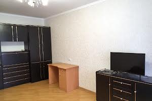 квартира за адресою Академіка Корольова вул., 92