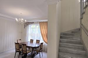 будинок за адресою Харківська вул., 4