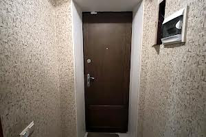 квартира за адресою Михайла Комарова вул., 4а