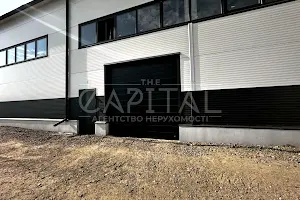комерційна за адресою Центральна вул., 1