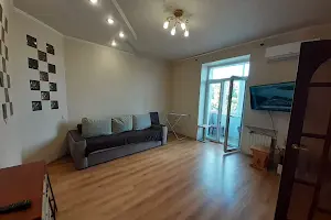квартира за адресою Небесной Сотни, 59
