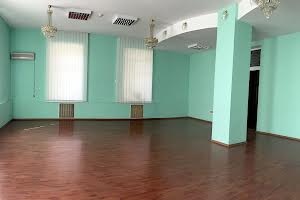 комерційна за адресою Степана Чобану вул. (Добровольського), 1