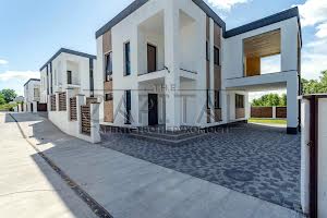 будинок за адресою Бориспільський