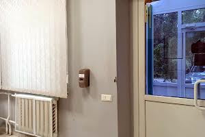 комерційна за адресою Вишгородська вул., 38
