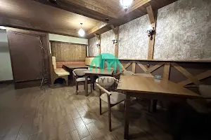 комерційна за адресою Шпитальна вул., 7