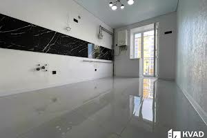 квартира за адресою Урожайна вул., 7-А