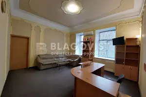 комерційна за адресою Лютеранська вул., 11-А