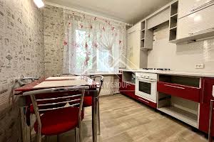 квартира за адресою Кропивницького вул., 95