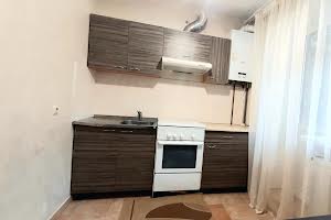 квартира за адресою Тролейбусна вул., 5