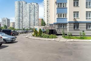 коммерческая по адресу Олены Пчилки ул., 7