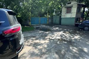 комерційна за адресою Олекси Довбуша вул., 40