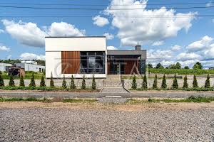 будинок за адресою вул. Заповідна