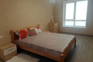 квартира за адресою Домбровського вул., 3б, к.4-7