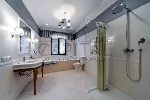 будинок за адресою Космонавтов, 5