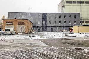 комерційна за адресою Костянтинівська вул., 66