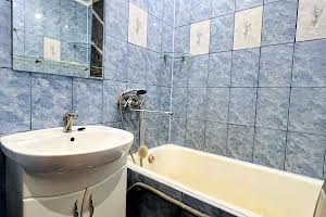 квартира по адресу Юрия Липы ул., 1