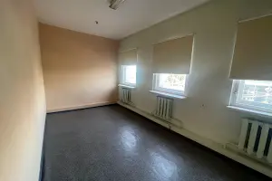комерційна за адресою Володимира Мономаха вул. (Московська), 9