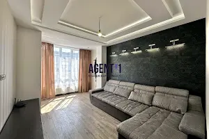 квартира за адресою Миру вул., 15-А