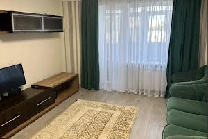 квартира за адресою Андрія Первозванного вул. (Стахурського), 14