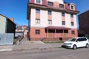 комерційна за адресою вул. Пересопницька, 170
