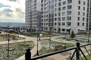 комерційна за адресою Андрія Верхогляда вул. (Михайла Драгомирова), 15-Б