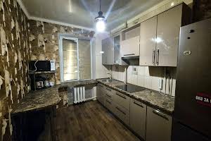 квартира за адресою Синьоводська вул. (Соціалістична), 5