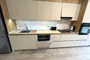 квартира за адресою Набережна Перемоги вул., 42с