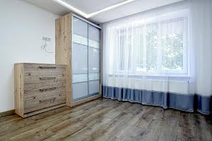 квартира по адресу Стадникова, 40в