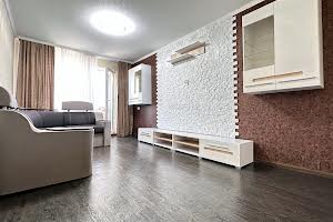 квартира за адресою Панікахи вул., 57