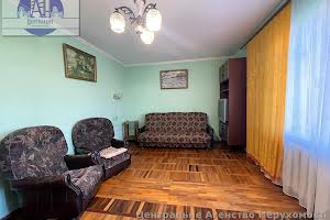 квартира по адресу Черновцы, Геророів Майдану, 77