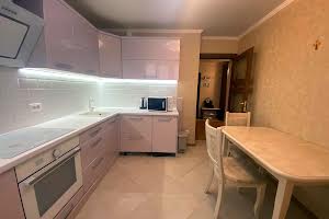 квартира за адресою Євгена Чикаленка вул., 59