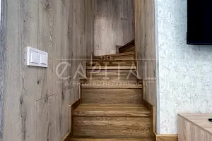 дом по адресу незалежності