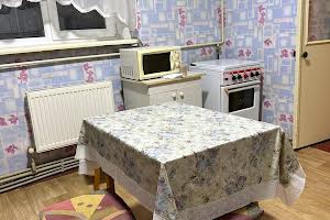 квартира за адресою 93-ї Холодноярской Бригади, 1