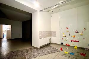 комерційна за адресою Січових Стрільців вул. (), 8