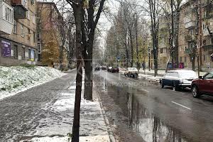 комерційна за адресою Єреванська вул., 3