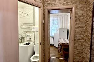 квартира за адресою Короленка вул., 8