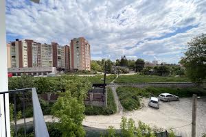 квартира за адресою Стадникової вул., 4