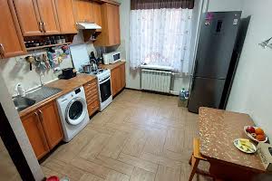 квартира за адресою Озерна вул. (Червоних Майовщиків), 37