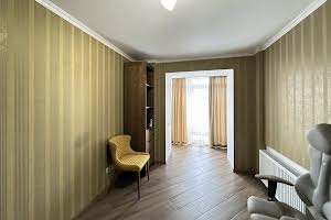 квартира по адресу Ивана Миколайчука ул., 38а