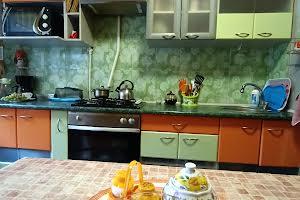квартира за адресою Вечірній бульв., 18