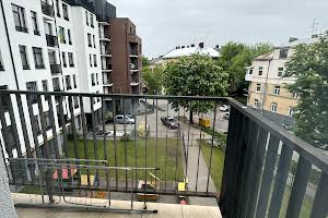 квартира за адресою Олени Степанівни вул. (Ленінградська), 8