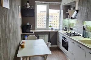 квартира по адресу Янтарная ул., 79